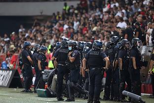 此前曾许诺重奖，民主刚果总统赛后与全队视频通话庆祝晋级（曾许下重奖承诺，民主刚果总统赛后视频连线全队共庆晋级）