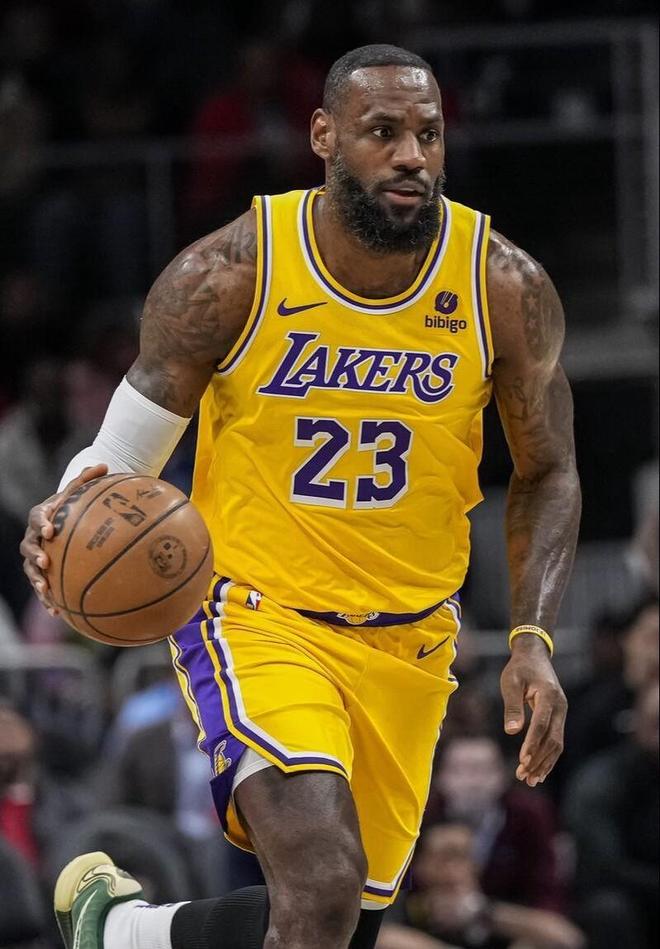 国安球迷最不舍的外援离队，为何俱乐部未能挽留，真相揭晓（最让国安球迷牵挂的外援告别，俱乐部为何留不住？内情曝光）