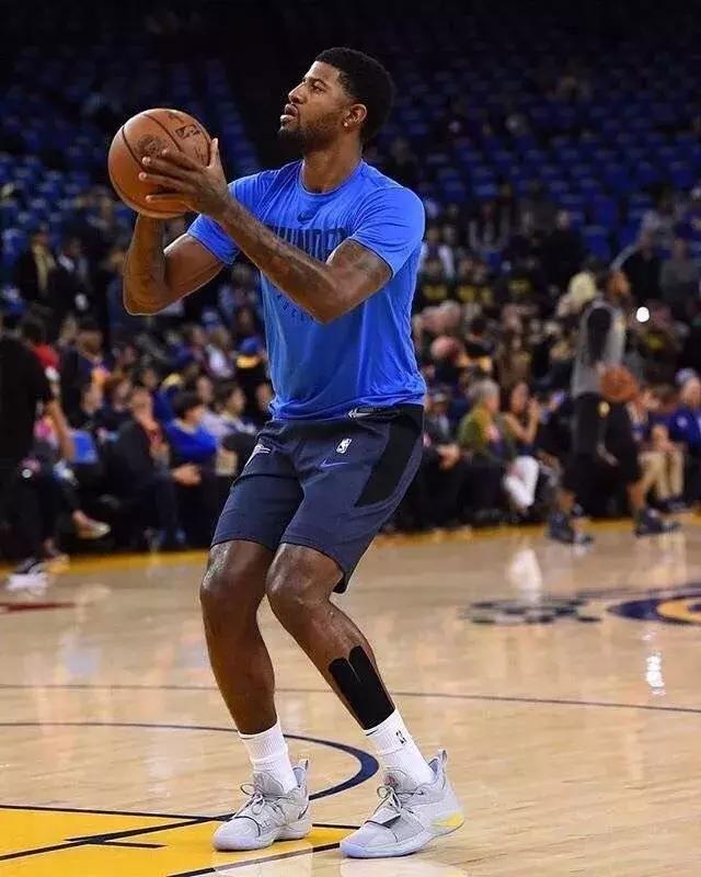 姆巴佩：能被拿来和C罗相提并论很自豪；想拿所有能拿的冠军（姆巴佩：与C罗齐名倍感荣幸，志在收尽所有冠军）