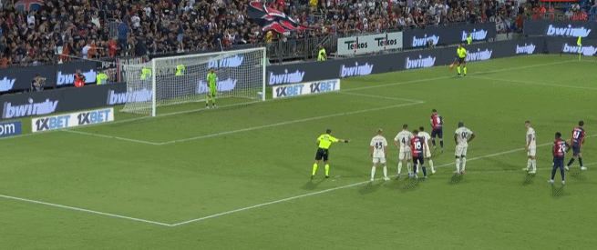 NBA交易市场最新动态：火箭完成签约,