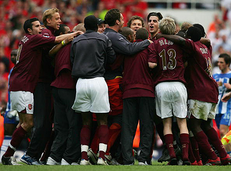 官方：拜仁上诉成功，路易斯-迪亚斯欧冠禁赛从3场减至2场（官方公布：拜仁申诉成功，路易斯-迪亚斯欧冠禁赛由3场降至2场）