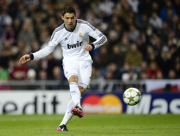 德转评年度最佳前锋：登贝莱、哈兰德、凯恩、姆巴佩入围（德转公布年度最佳前锋候选名单：哈兰德、凯恩、姆巴佩、登贝莱在列）