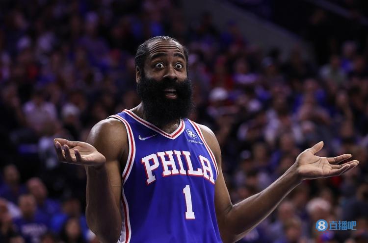 记者：尤文可能在冬窗拿洛卡特利和国米租借交换弗拉泰西（记者：尤文或冬窗以洛卡特利＋租借方案与国米交换弗拉泰西）