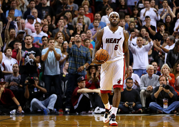 水户蜀葵vs大分三神首发：斋藤俊辅、伊佐耕平出战（水户蜀葵对阵大分三神首发出炉：斋藤俊辅、伊佐耕平在列）