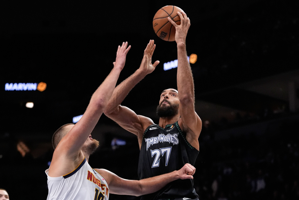 “苏超”MVP范厚泰：感恩亚泰，感恩泰州，感恩“苏超”平台（当选“苏超”MVP，范厚泰向亚泰、泰州及“苏超”平台致谢）